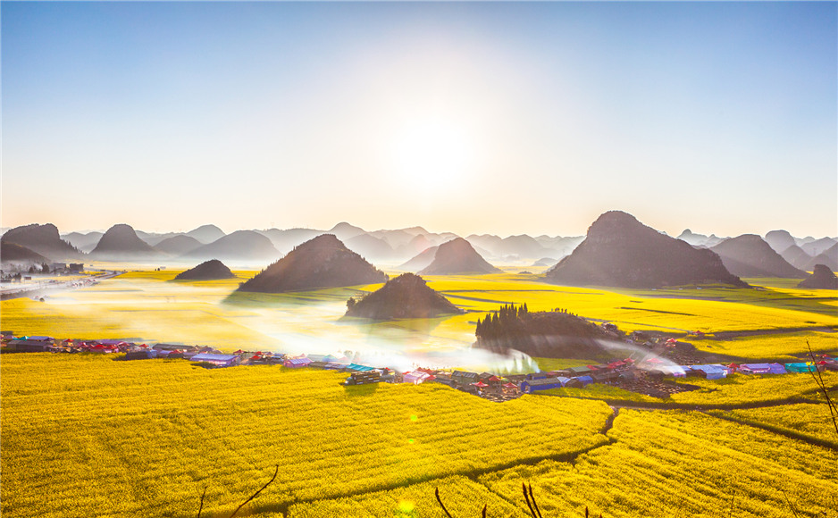 「2021-03-05」The task of leadership is not to put greatness into humanity, but to elicit it.美图壁纸